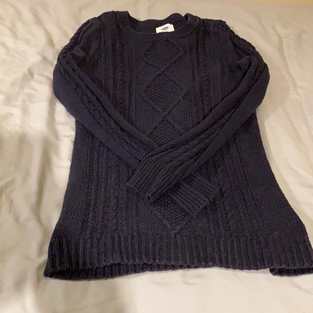 Women’s navy blue cable-knit sweater